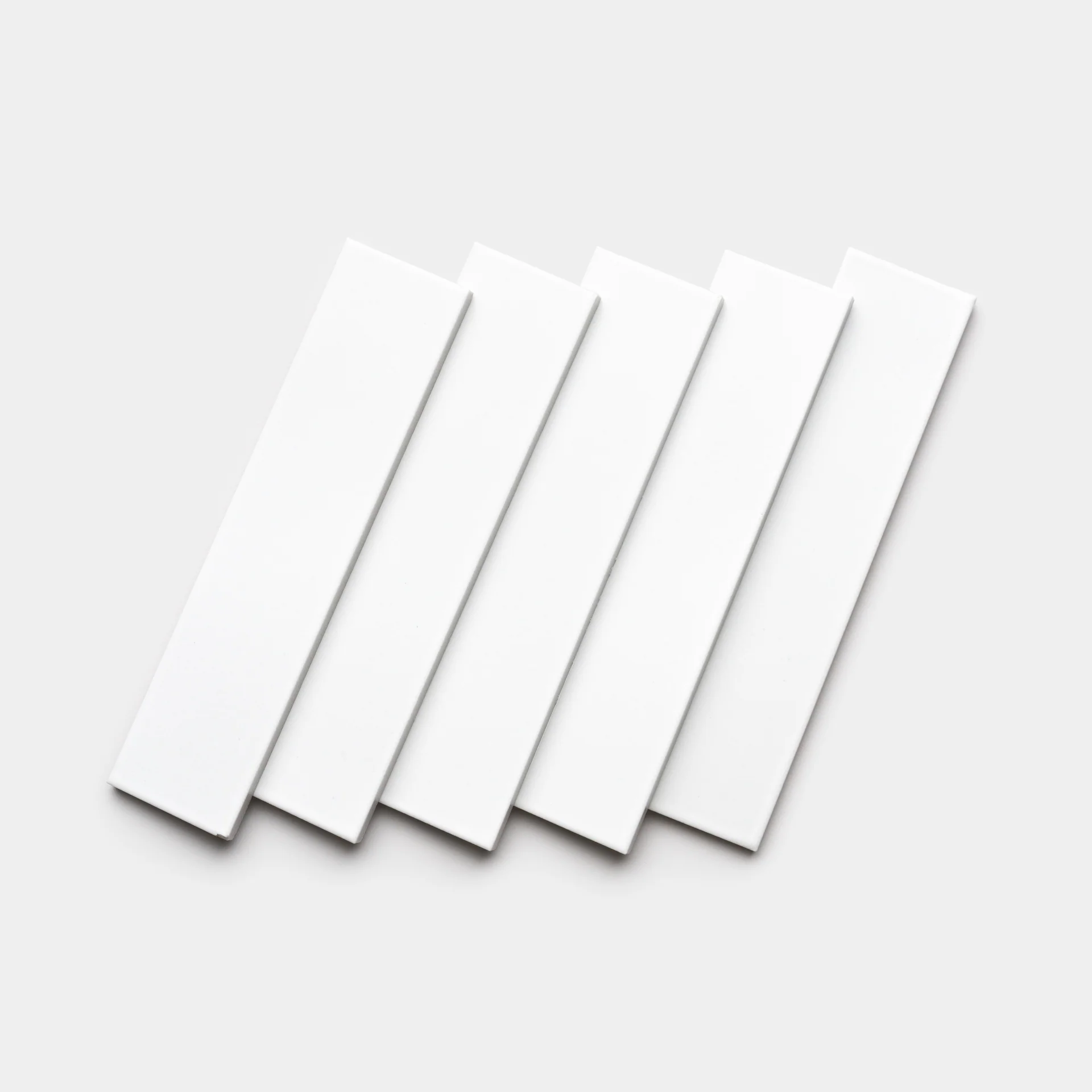 Alpha White 2x8 - Image 3