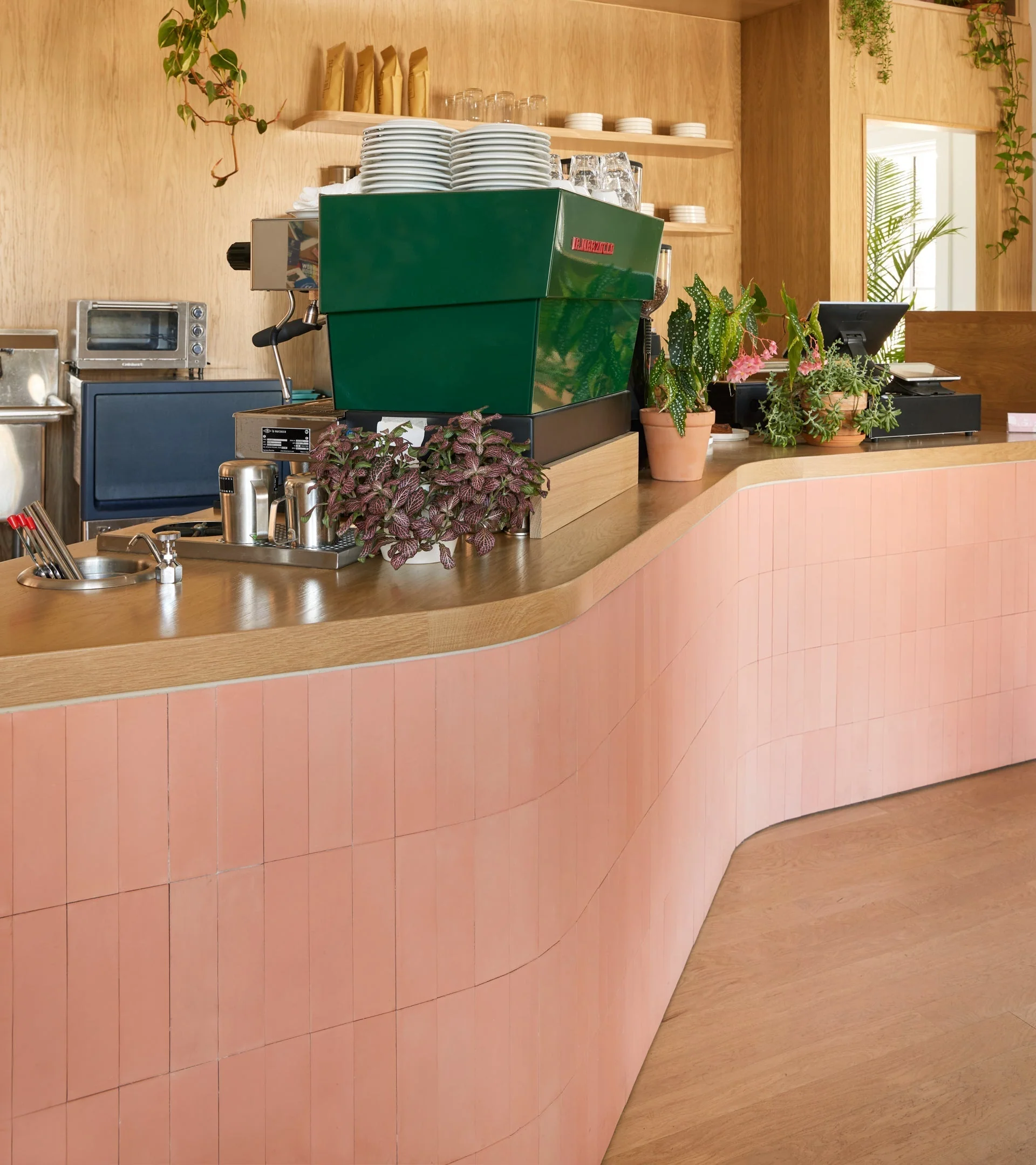 Delta Moon 2x8 - Image 5